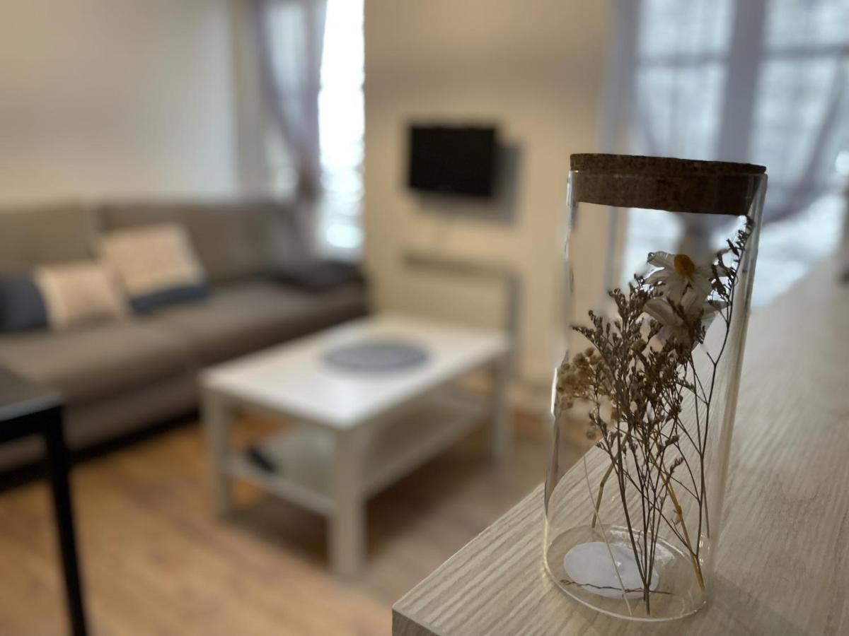 Saphir, Hyper Centre Ville Au Calme Au Fond D'Une Impasse Caen Luaran gambar