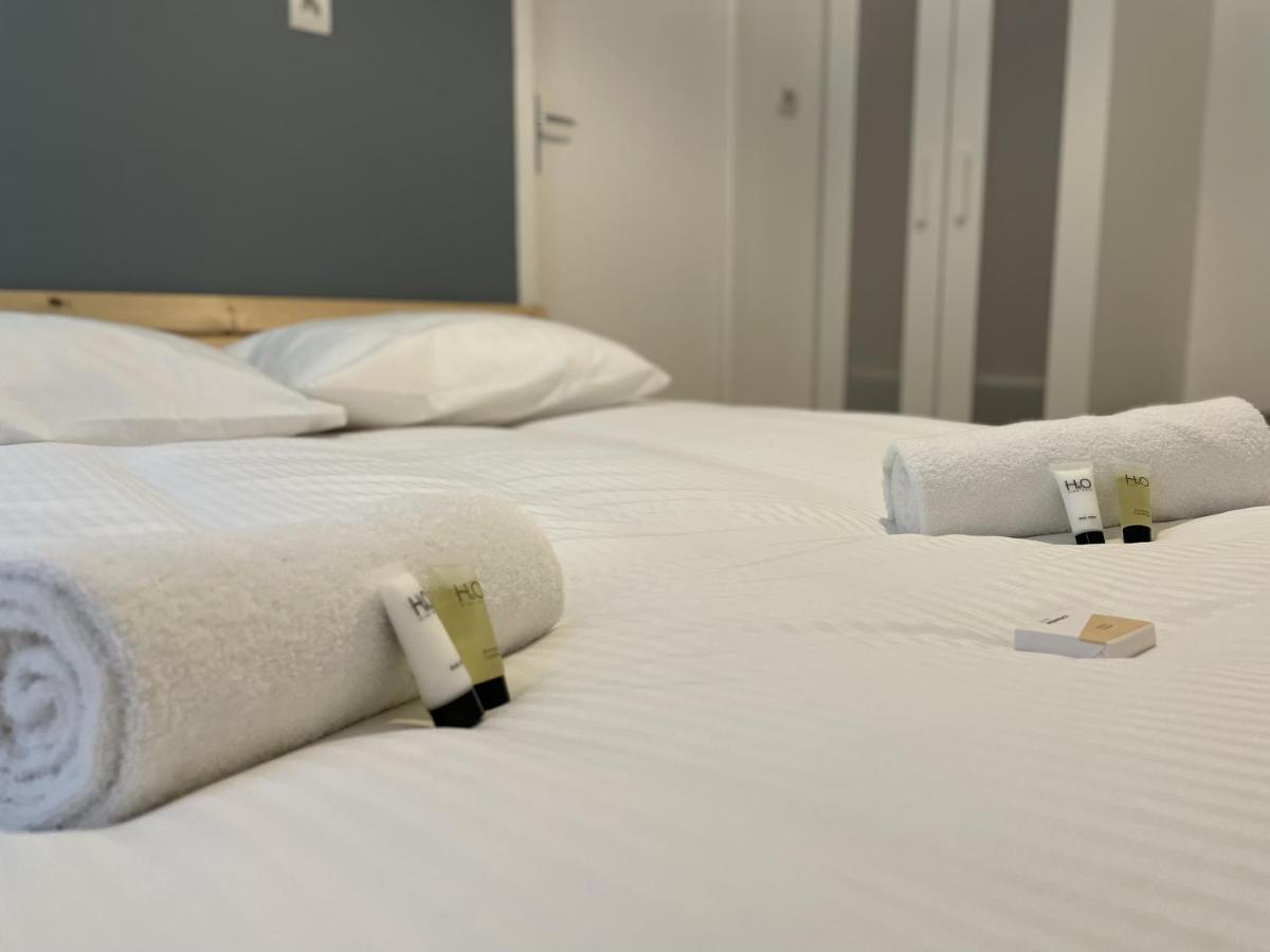Saphir, Hyper Centre Ville Au Calme Au Fond D'Une Impasse Caen Luaran gambar
